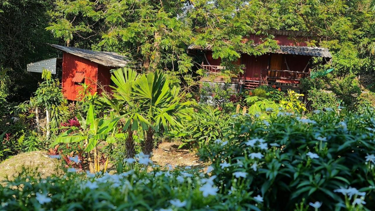 ホテル Wooden Hut Koh Kood Ko Kut エクステリア 写真