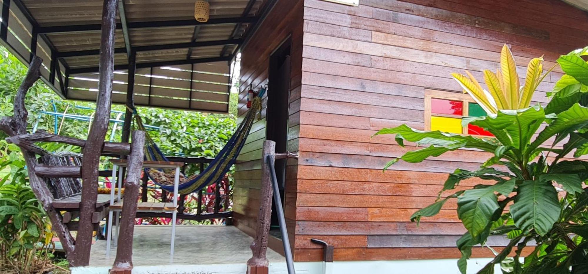 ホテル Wooden Hut Koh Kood Ko Kut エクステリア 写真